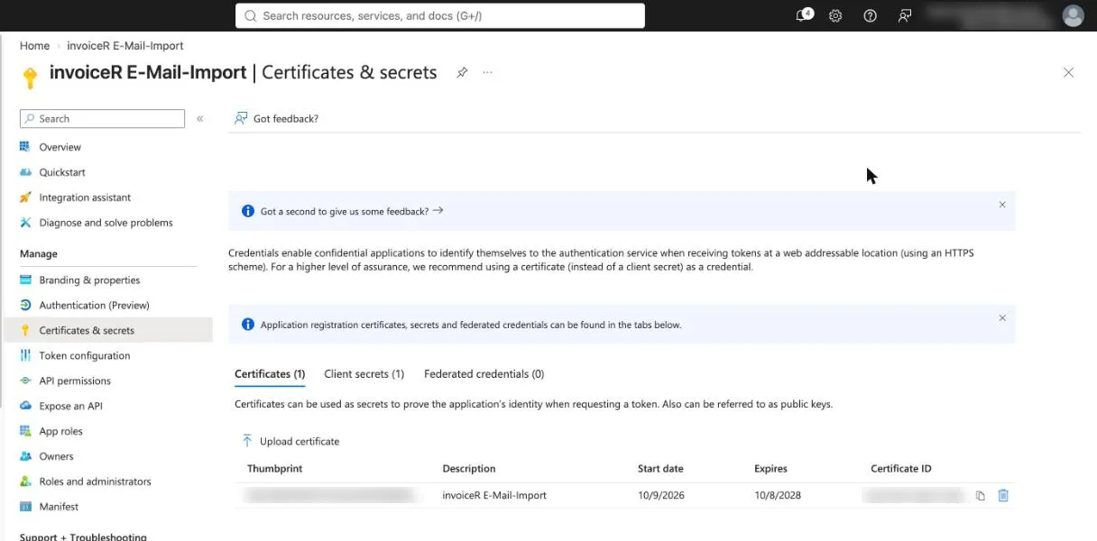 Microsoft Entra Admin Center: In der App-Registrierung invoiceR E-Mail-Import ist unter Zertifikate und Geheimnisse ein hochgeladenes Zertifikat mit Gültigkeit bis 2028 eingetragen.
